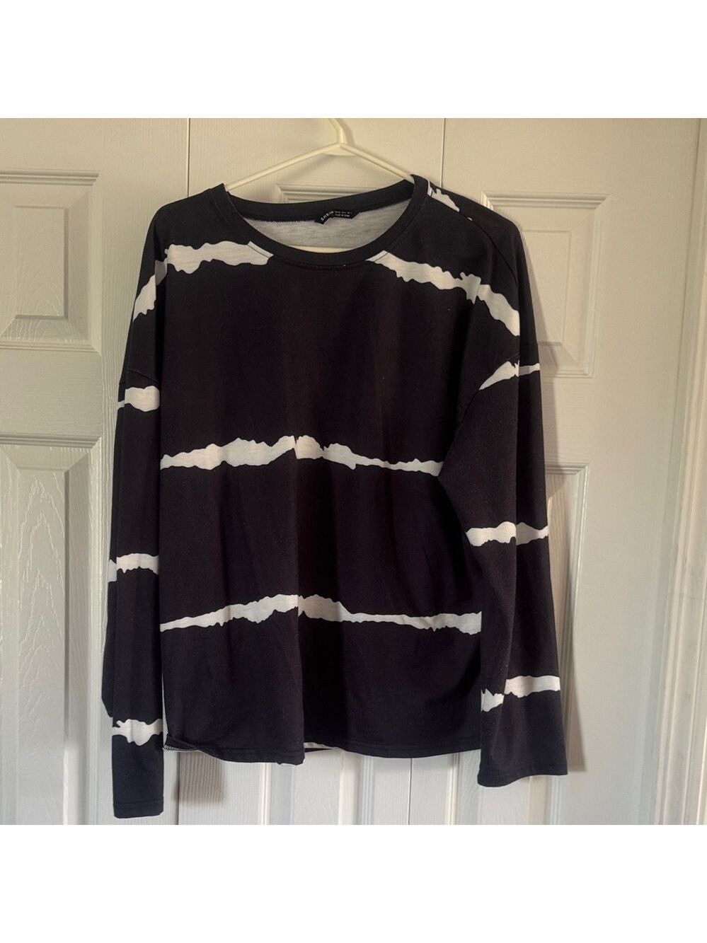 Blue and White Tie-Dye Long Sleeve Shirt